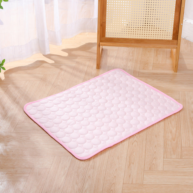 Portable Pet Cooling Mat – No Gel, No Freeze, Just Instant Relief
